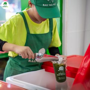 Rau má hỗ trợ giảm mụn, làm dịu da và kháng viêm 